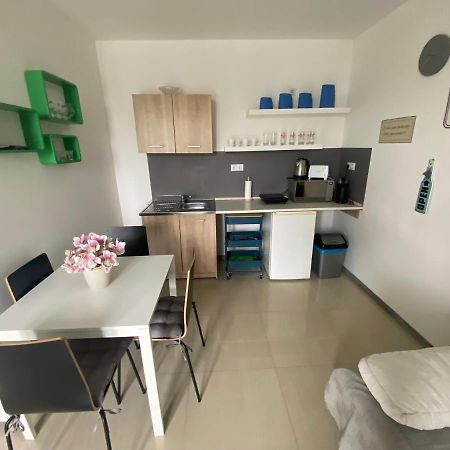Lexi Family Apartman Hajduszoboszlo Exterior foto