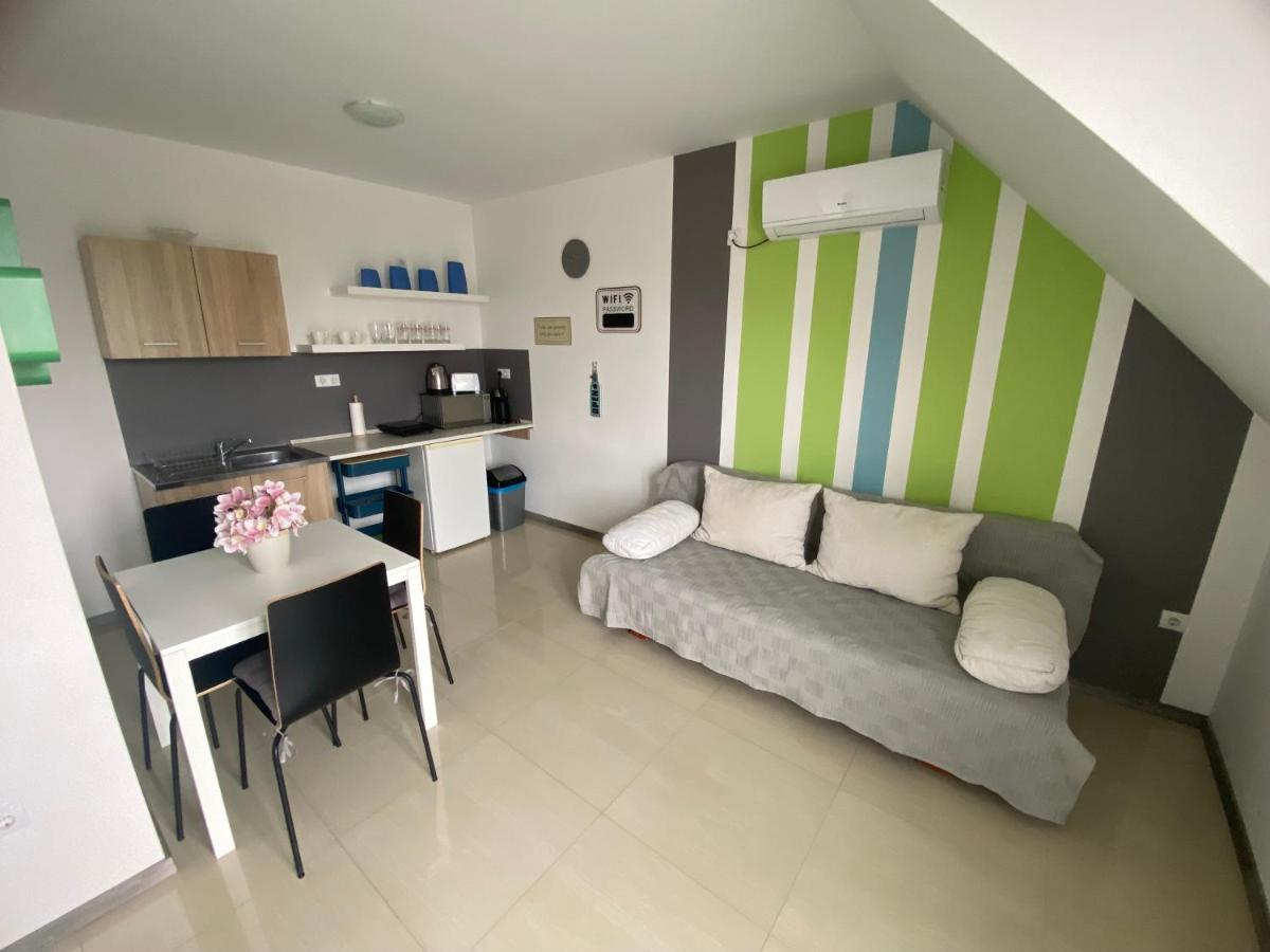 Lexi Family Apartman Hajduszoboszlo Exterior foto